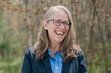 Susan Therio